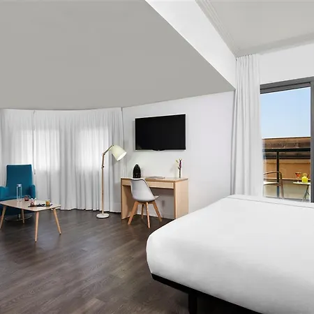 Innside By Melia Center Hotel 4*