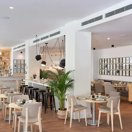 帕尔马中心梅里亚怡思得酒店 4* 帕爾馬